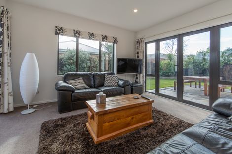 Photo of property in 6 Taiwhenua Street, Rangiora, 7400