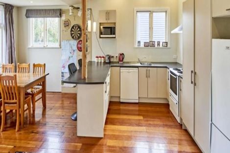 Photo of property in 110 Knights Road, Hutt Central, Lower Hutt, 5010