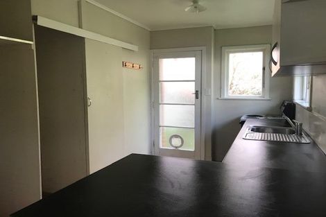 Photo of property in 2/402 Fergusson Drive, Heretaunga, Upper Hutt, 5018