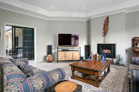 Photo of property in 19c Cooper Crescent, Cambridge, 3434