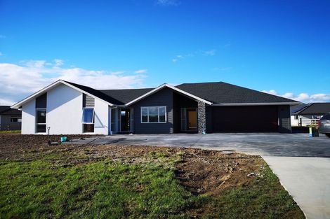 Photo of property in 3 Pukeko Grove, Cambridge, 3434