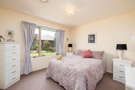 Photo of property in 5 Thistledown Place, Woolston, Christchurch, 8062