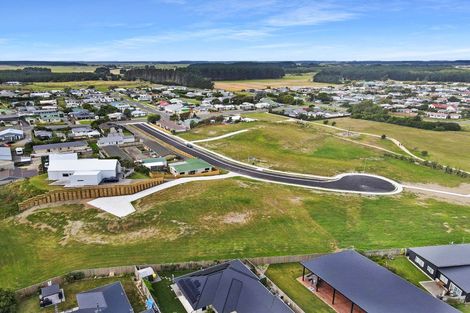 Photo of property in 1 Rangeview Rise, Foxton Beach, 4815