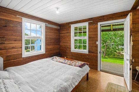 Photo of property in 342 Le Bons Bay Road, Le Bons Bay, Akaroa, 7583