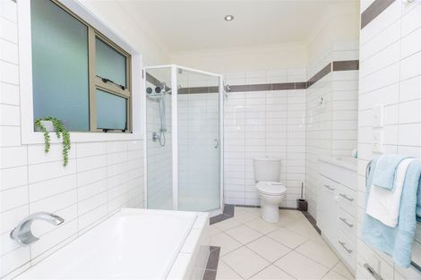 Photo of property in 22 Sandybrow, Churton Park, Wellington, 6037