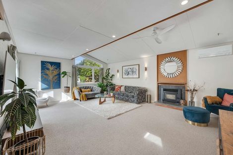 Photo of property in 42 Church Road, Taradale, Napier, 4112