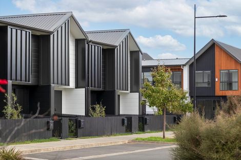 Photo of property in 4 Tuputupu Drive, Kumeu, 0810