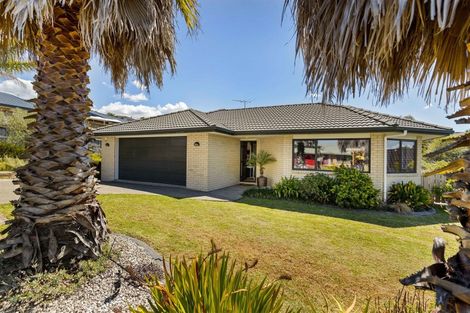 Photo of property in 29 San Bernadino Drive, Henderson, Auckland, 0612