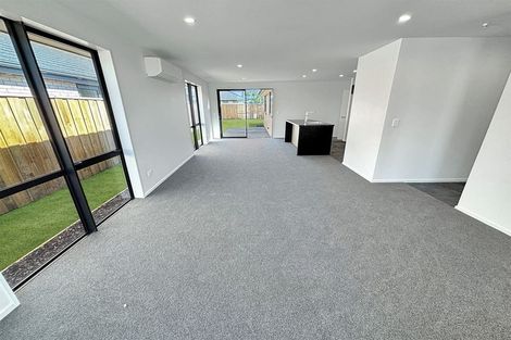 Photo of property in 10 Applegrove Crescent, Belfast, Christchurch, 8051