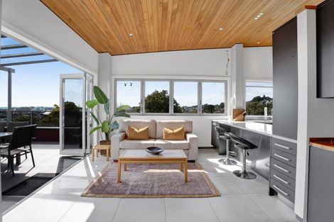 Photo of property in 370b Devon Street West, Lynmouth, New Plymouth, 4310