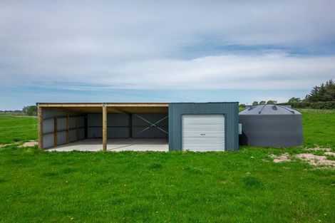 Photo of property in 38 Whitneys Road, Waimate, 7978