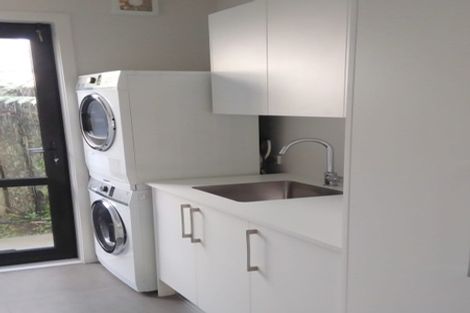 Photo of property in 82 Karamea Street, Whalers Gate, New Plymouth, 4310