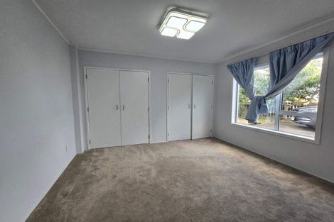 Photo of property in 18 Dunstall Place, Mangere Bridge, Auckland, 2022