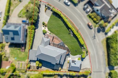 Photo of property in 12 Belleview Terrace, Mount Pleasant, Christchurch, 8081