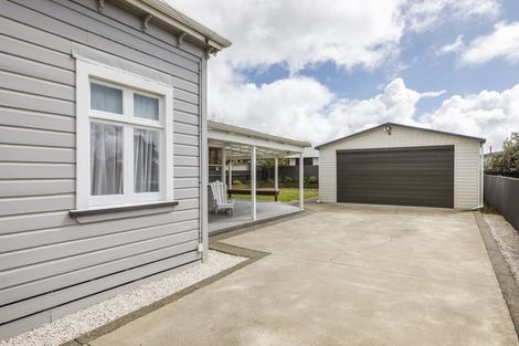 Photo of property in 19 Giesen Road, Feilding, 4702