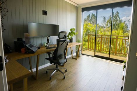 Photo of property in 50b Rangatira Road, Beach Haven, Auckland, 0626