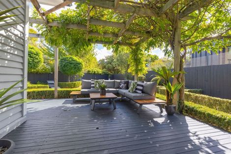 Photo of property in 1 Hawthorne Street, Strowan, Christchurch, 8052