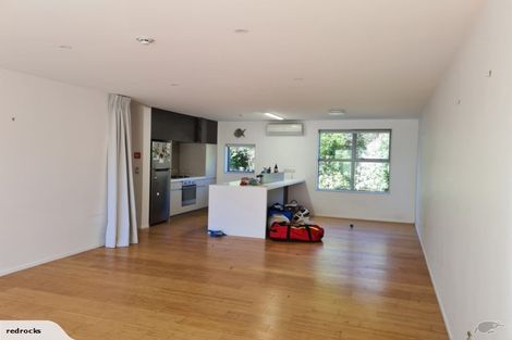Photo of property in 43 Saddleback Grove, Karori, Wellington, 6012