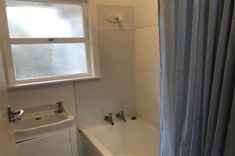 Photo of property in 3/11 Arcadia Crescent, Bayview, Auckland, 0629