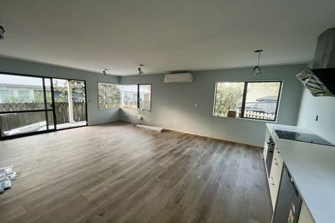 Photo of property in 7/1551 Great North Road, Waterview, Auckland, 1026