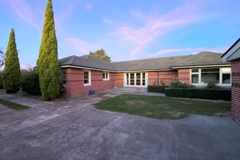Photo of property in 35 Mappleton Avenue, Burnside, Christchurch, 8053