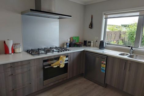 Photo of property in 122b Clevedon Road, Papakura, 2110