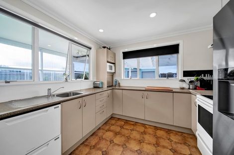 Photo of property in 44 Fantham Street, Hawera, 4610