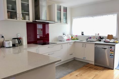 Photo of property in 13c Hamlin Road, Mount Wellington, Auckland, 1060