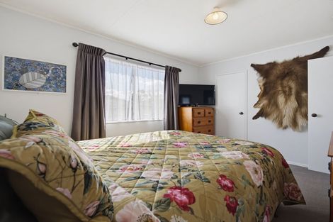 Photo of property in 24 Stirling Street, Te Aroha, 3320