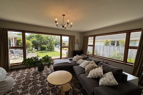 Photo of property in 31 Springbank Street, Bryndwr, Christchurch, 8053