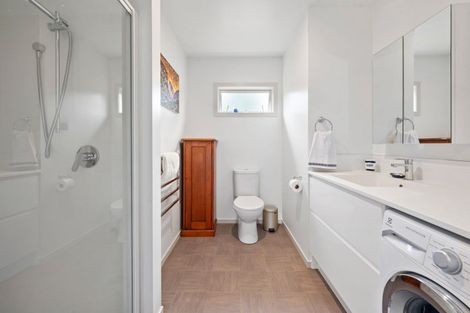 Photo of property in 98 Kinloch Road, Kinloch, Taupo, 3377