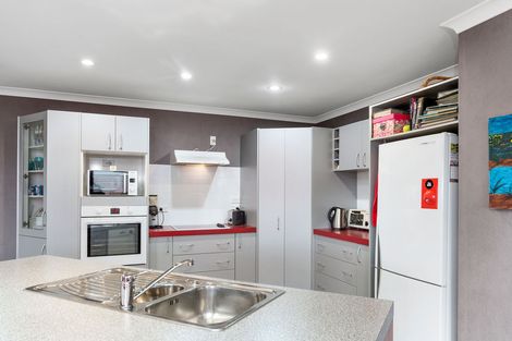 Photo of property in 2 Condor Drive, Pyes Pa, Tauranga, 3112