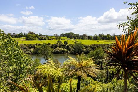 Photo of property in 1881 River Road, Flagstaff, Hamilton, 3210
