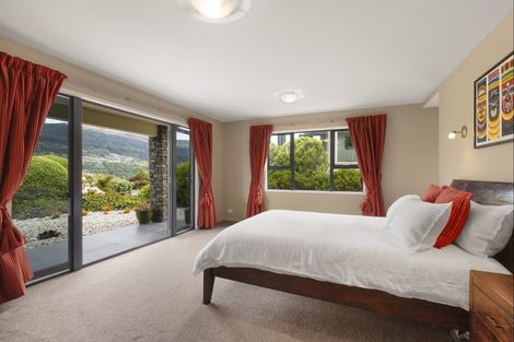 Photo of property in 660 Peninsula Road, Kelvin Heights, Queenstown, 9300