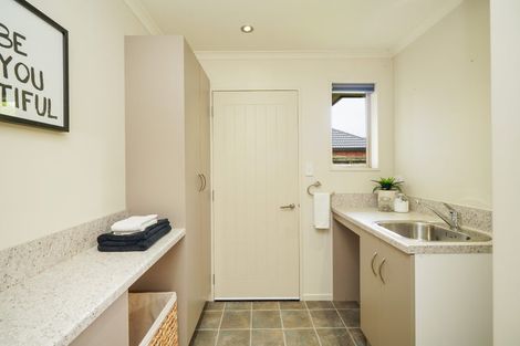 Photo of property in 53 Glenroy Park Drive, Waikiwi, Invercargill, 9810