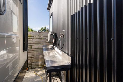 Photo of property in 10 Voyager Place, Cooks Beach, Whitianga, 3591