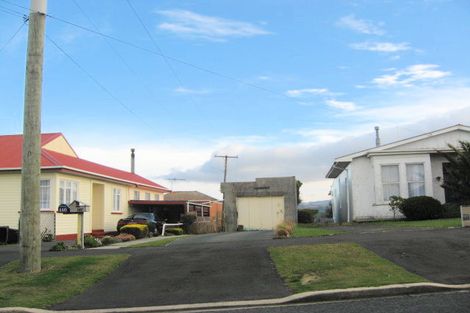 Photo of property in 114 Tomahawk Road, Andersons Bay, Dunedin, 9013