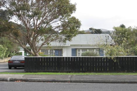 Photo of property in 29 Kereru Grove, Stokes Valley, Lower Hutt, 5019