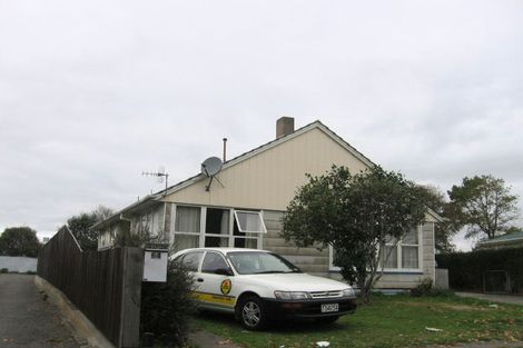 Photo of property in 64 Ellesmere Crescent, Highbury, Palmerston North, 4412