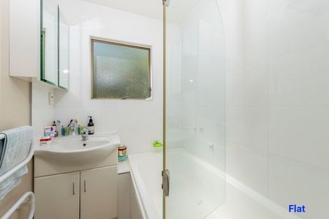 Photo of property in 3 Mulberry Place, Glenfield, Auckland, 0629