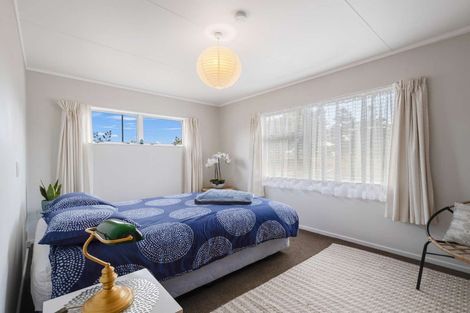 Photo of property in 2 Rangiora Street, Castlecliff, Whanganui, 4501