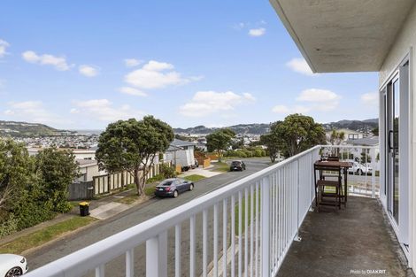 Photo of property in 3/32 Akaroa Drive, Maupuia, Wellington, 6022