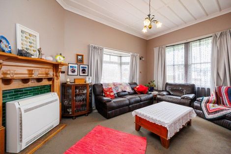 Photo of property in 38 Queen Street, Feilding, 4702