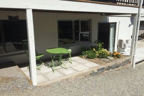 Photo of property in 9 Rimu Lane, Wanaka, 9305