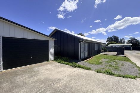 Photo of property in 61 Lipscombe Crescent, Havelock North, 4130