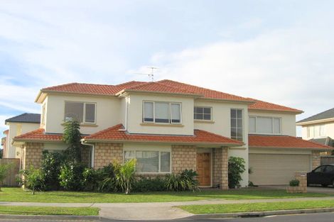 Photo of property in 11 Barcaldine Road, Flat Bush, Auckland, 2016