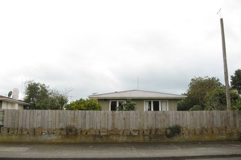 Photo of property in 13 Shrimpton Road, Haumoana, 4102