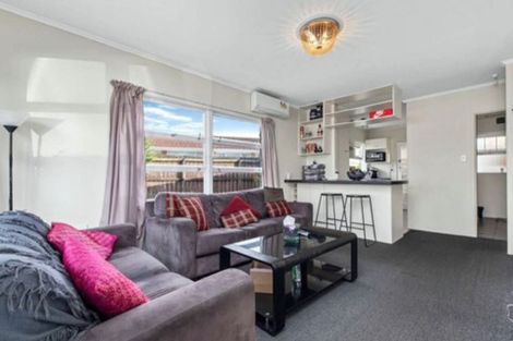 Photo of property in 5/8 Overton Road, Papatoetoe, Auckland, 2025