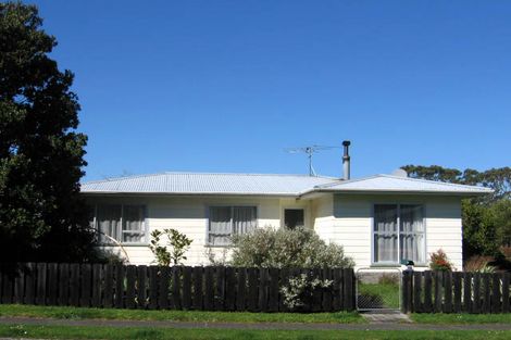Photo of property in 16 Churchill Crescent, Featherston, 5710