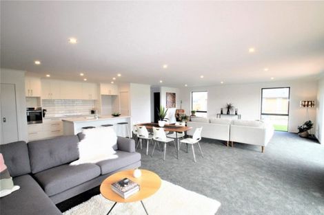 Photo of property in 6 Silverview Place, Mosgiel, 9024